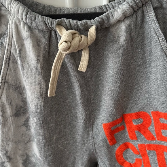 Freecity Heather Grey BleachOut Large Logo Sweatpants with Pockets - Picture 4 of 10
